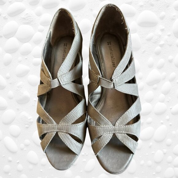 👠 Chic Grey Leather Heels by Naturalizer – Like New!  Size 8👠 - Picture 8 of 10